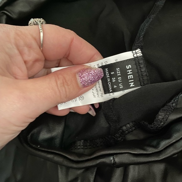 Leather Pants - Picture 2 of 2